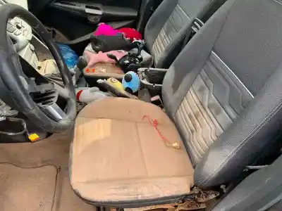 Здавання транспортного засобу ford tourneo connect / grand tourneo connect v408 monospace 1.6 tdci року 2015 потужний  Здавання транспортного засобу ford tourneo connect / grand tourneo connect v408 monospace 1.6 tdci року 2015 потужний