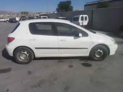 Veículo de Sucata peugeot 307 (s1) xr do ano 2003 alimentado rhy