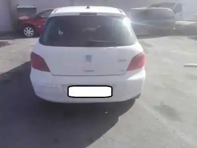 Veículo de Sucata peugeot 307 (s1) xr do ano 2003 alimentado rhy