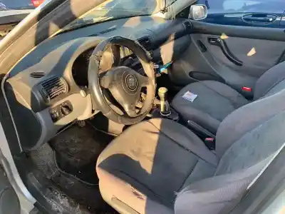 Здавання транспортного засобу seat leon (1m1) 1.9 tdi року 2001 потужний asv