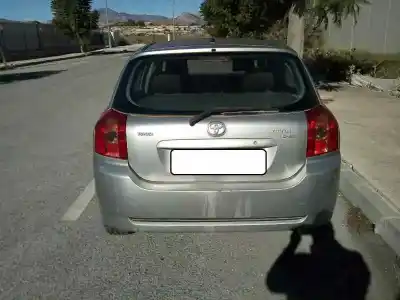 Veículo de Sucata toyota corolla (_e12_) 1.4 d (nde120_) do ano 2006 alimentado d-1nd