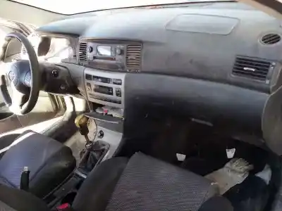 Veículo de Sucata toyota corolla (_e12_) 1.4 d (nde120_) do ano 2006 alimentado d-1nd