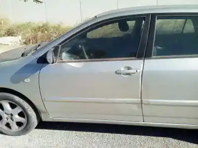 Veículo de Sucata toyota corolla (_e12_) 1.4 d (nde120_) do ano 2006 alimentado d-1nd