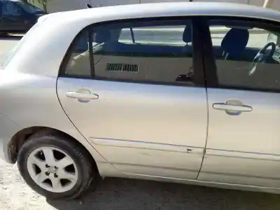 Veículo de Sucata toyota corolla (_e12_) 1.4 d (nde120_) do ano 2006 alimentado d-1nd