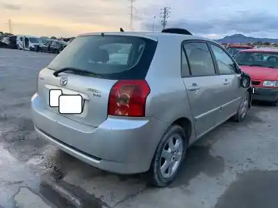 Veículo de Sucata toyota corolla (_e12_) 1.4 d (nde120_) do ano 2006 alimentado d-1nd