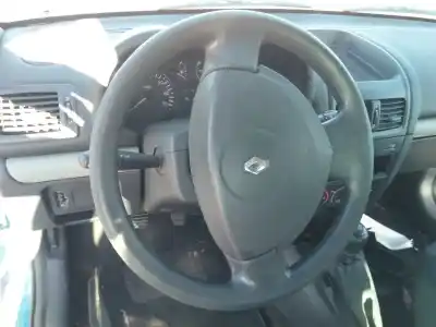 Утилизация автомобиля renault clio ii fase ii (b/cb0) authentique 58 cv / 43 kw года 2003 питание d7f g7