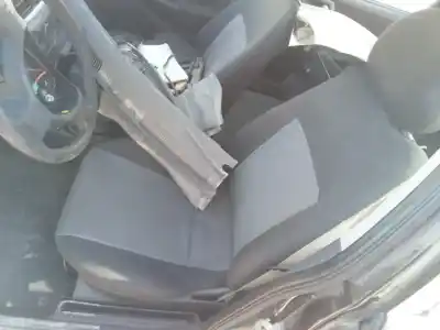 Здавання транспортного засобу opel corsa c corsavan року 2006 потужний z13dt