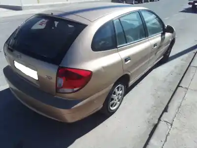 Veículo de Sucata kia rio ipanema berlina do ano 2004 alimentado ga3d