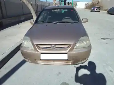 Veículo de Sucata kia rio ipanema berlina do ano 2004 alimentado ga3d