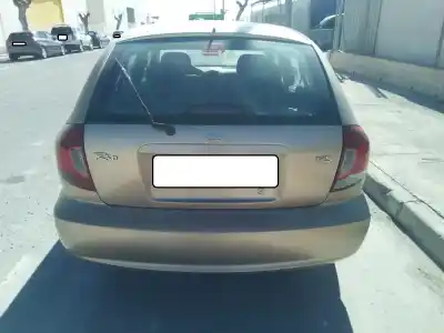 Veículo de Sucata kia rio ipanema berlina do ano 2004 alimentado ga3d