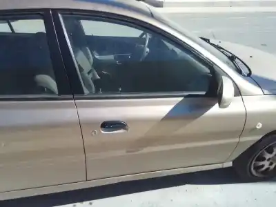 Veículo de Sucata kia rio ipanema berlina do ano 2004 alimentado ga3d