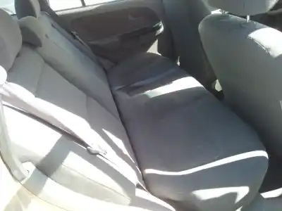 Veículo de Sucata kia rio ipanema berlina do ano 2004 alimentado ga3d