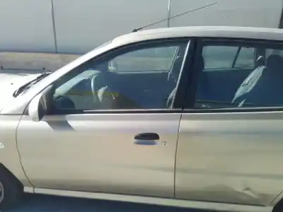 Veículo de Sucata kia rio ipanema berlina do ano 2004 alimentado ga3d