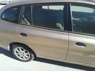 Veículo de Sucata kia rio ipanema berlina do ano 2004 alimentado ga3d