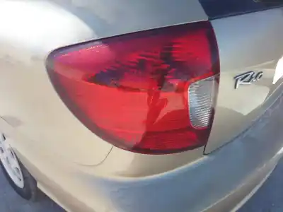 Veículo de Sucata kia rio ipanema berlina do ano 2004 alimentado ga3d