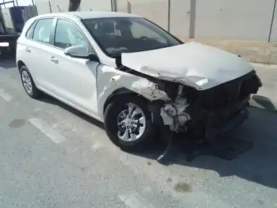 Scrapping Vehicle hyundai i30 (pd) essence of the year 2018 powered d4fe