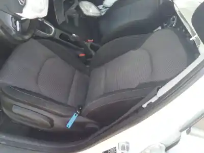 Scrapping Vehicle hyundai i30 (pd) essence of the year 2018 powered d4fe