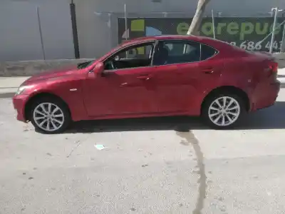 Veículo de Sucata lexus is200 (ds2/is2) 220d do ano 2008 alimentado 24d-fhv