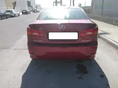 Veículo de Sucata lexus is200 (ds2/is2) 220d do ano 2008 alimentado 24d-fhv