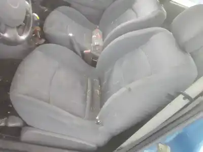 Здавання транспортного засобу renault clio ii fase ii (b/cb0) authentique року 2004 потужний k4j