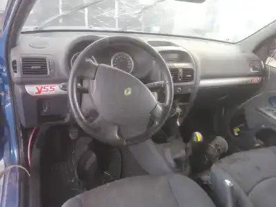 Здавання транспортного засобу renault clio ii fase ii (b/cb0) authentique року 2004 потужний k4j