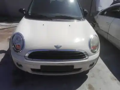 Здавання транспортного засобу mini mini (r56) one року 2001 потужний g/n12b14a