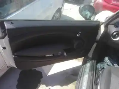 Здавання транспортного засобу mini mini (r56) one року 2001 потужний g/n12b14a
