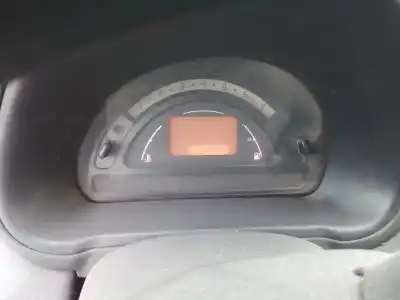 Veículo de Sucata citroen c2 empresa do ano 2005 alimentado 8hz