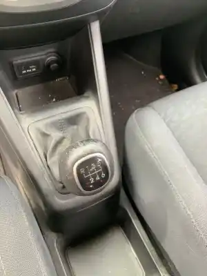 Scrapping Vehicle hyundai ix20 sle blue of the year 2001 powered d4fb