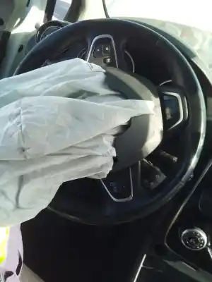 Veículo de Sucata renault clio iv zen do ano 2001 alimentado k9k e6