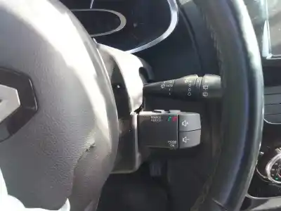 Veículo de Sucata RENAULT CLIO IV Zen do ano 2001 alimentado K9K E6