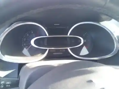 Veículo de Sucata renault clio iv zen do ano 2001 alimentado k9k e6