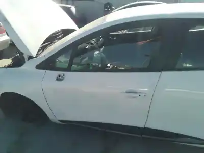 Veículo de Sucata renault clio iv zen do ano 2001 alimentado k9k e6