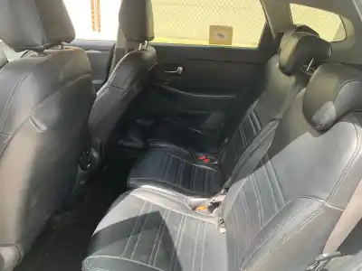 Véhicule à la ferraille kia carens iv 1.7 crdi de l'année 2001 alimenté d4fd