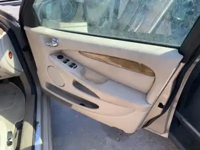 Scrapping Vehicle jaguar x-type 2.0 v6 of the year 2003 powered 