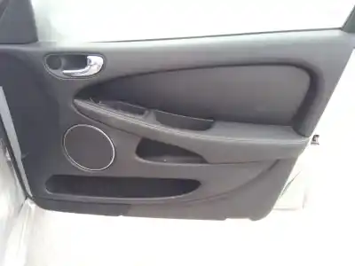 Scrapping Vehicle jaguar x-type 2.0 v6 of the year 2004 powered gyb