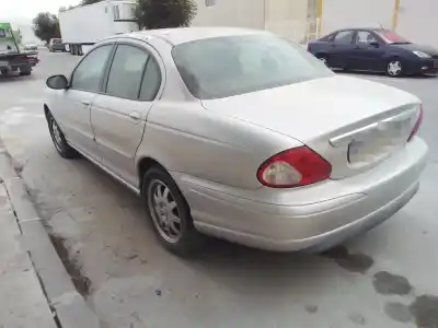 Scrapping Vehicle jaguar x-type 2.0 v6 of the year 2004 powered gyb