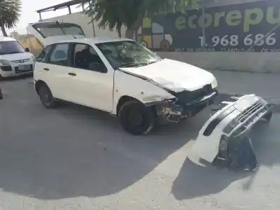 Veículo de Sucata seat ibiza (6k1) free sky do ano 2000 alimentado akk