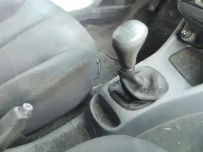 Veículo de Sucata hyundai accent (lc) l crdi do ano 2006 alimentado d3ea