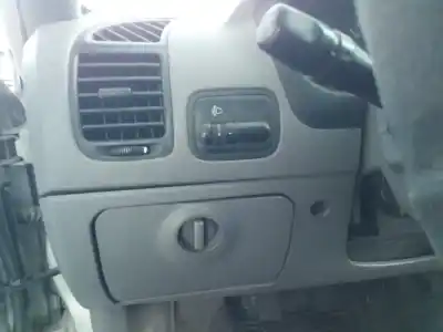 Veículo de Sucata hyundai accent (lc) l crdi do ano 2006 alimentado d3ea