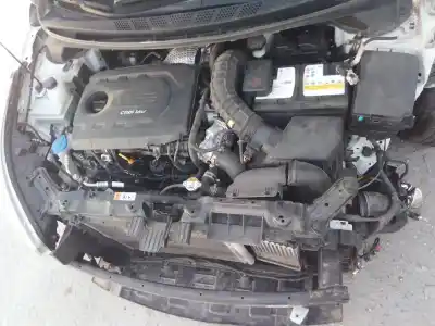 Veicolo di demolizione kia ceed drive 136 cv / 100 kw dell'anno 2017 alimentato d4fb