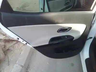 Veicolo di demolizione kia ceed drive 136 cv / 100 kw dell'anno 2017 alimentato d4fb