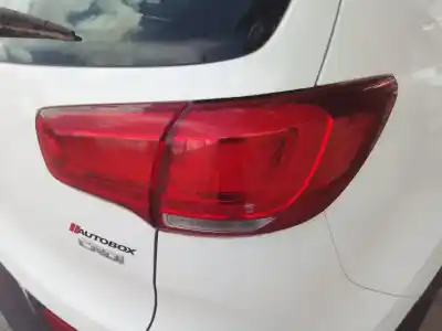 Veicolo di demolizione kia sportage emotion 4x2 dell'anno 2001 alimentato d4fd