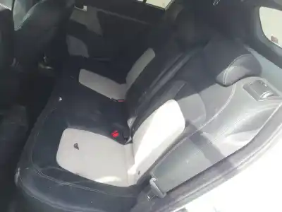 Veicolo di demolizione kia sportage emotion 4x2 dell'anno 2001 alimentato d4fd