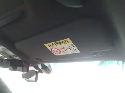 Veicolo di demolizione kia sportage emotion 4x2 dell'anno 2001 alimentato d4fd