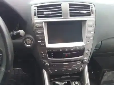 Veículo de Sucata lexus is200 (ds2/is2) 220d do ano 2001 alimentado 2adfhv