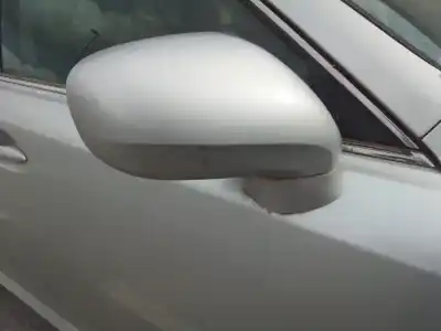 Veículo de Sucata lexus is200 (ds2/is2) 220d do ano 2001 alimentado 2adfhv