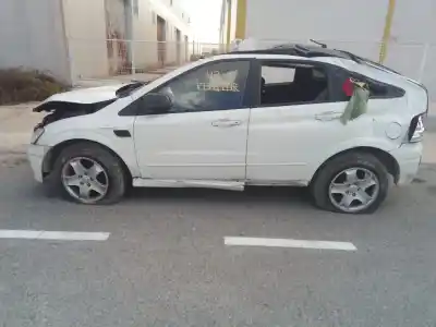 Veicolo di demolizione ssangyong actyon 200 xdi 4wd limited dell'anno 2009 alimentato d20dt