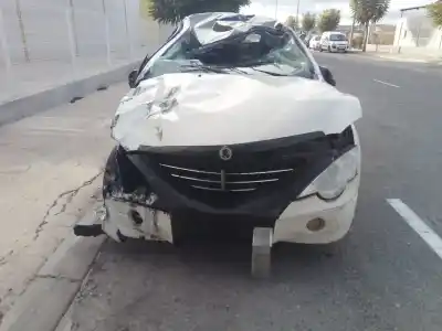 Veicolo di demolizione ssangyong actyon 200 xdi 4wd limited dell'anno 2009 alimentato d20dt