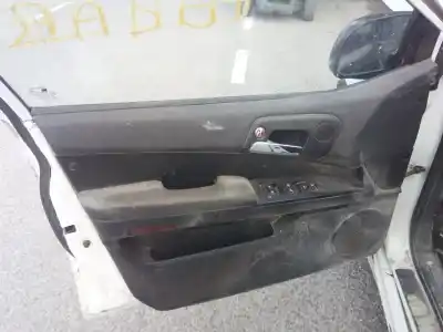 Veicolo di demolizione ssangyong actyon 200 xdi 4wd limited dell'anno 2009 alimentato d20dt